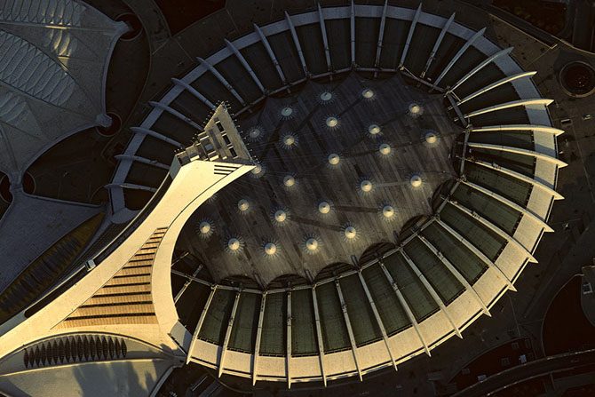 13 уникальных зданий в разных уголках планеты, которые могут составить конкуренцию Пизанской башне