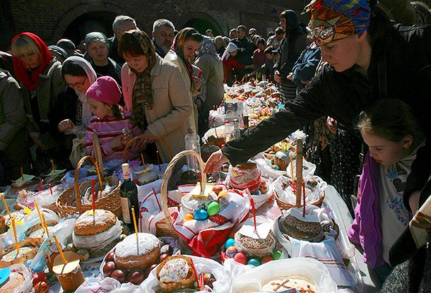 Как празднуют Пасху в разных странах мира
