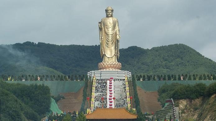 Подпирая небеса: 7 высочайших статуй мира