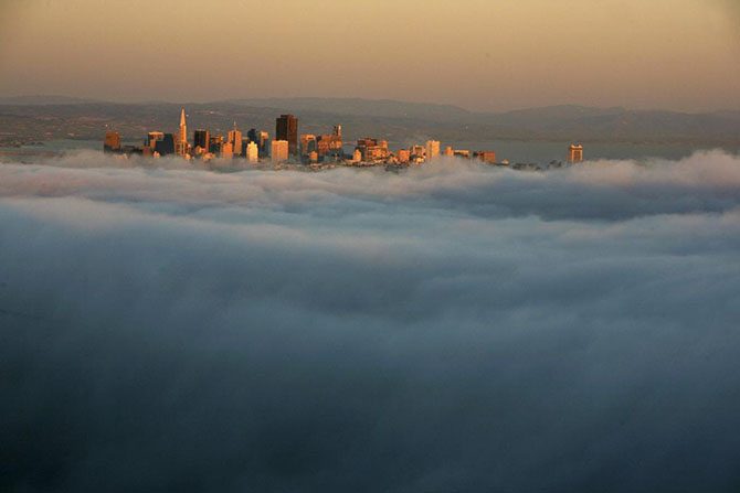 Города, утопающие в облаках, — фантастическое зрелище