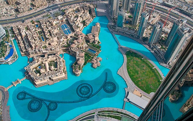 Самый роскошный танцующий фонтан в Дубае