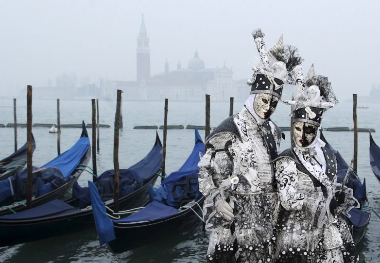 Красивейший венецианский карнавал