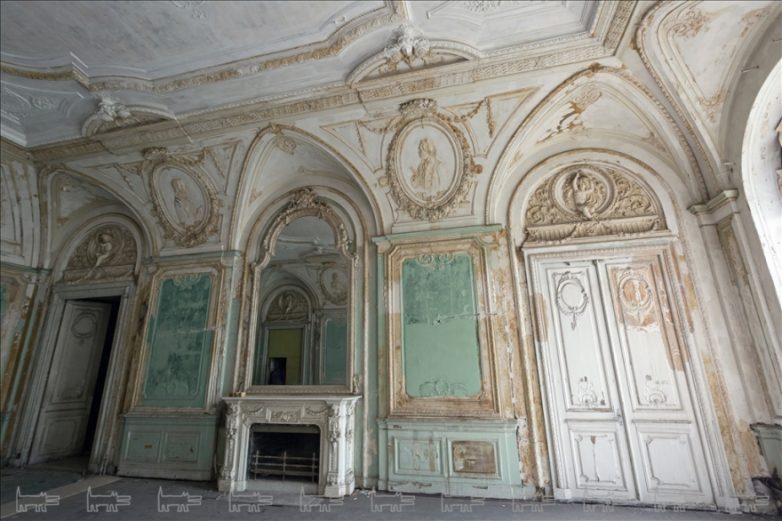 Потрясающие заброшенные особняки Санкт-Петербурга
