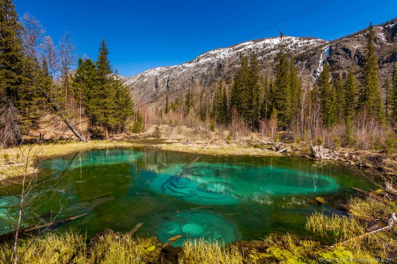 Алтайское Голубое озеро: волшебное и опасное
