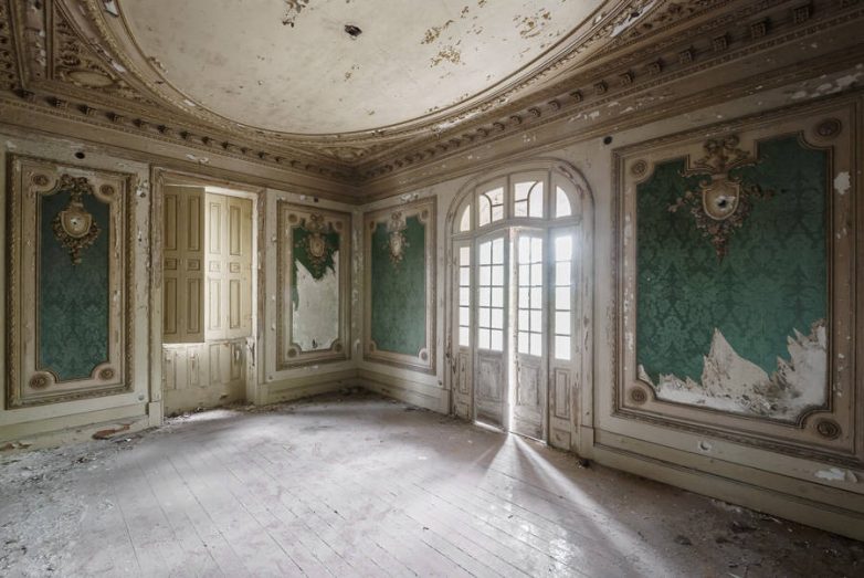 Увядающая красота: заброшенные дворцы Европы