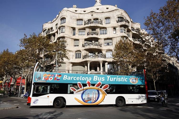 Хотите ознакомиться с Барселоной? Бус туристик Барселона вас ждет!