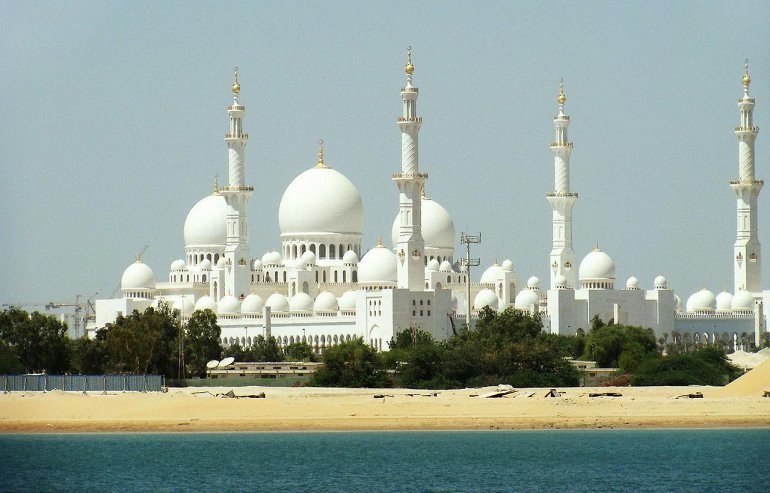 Потрясающая мечеть Шейха Зайда в Абу-Даби