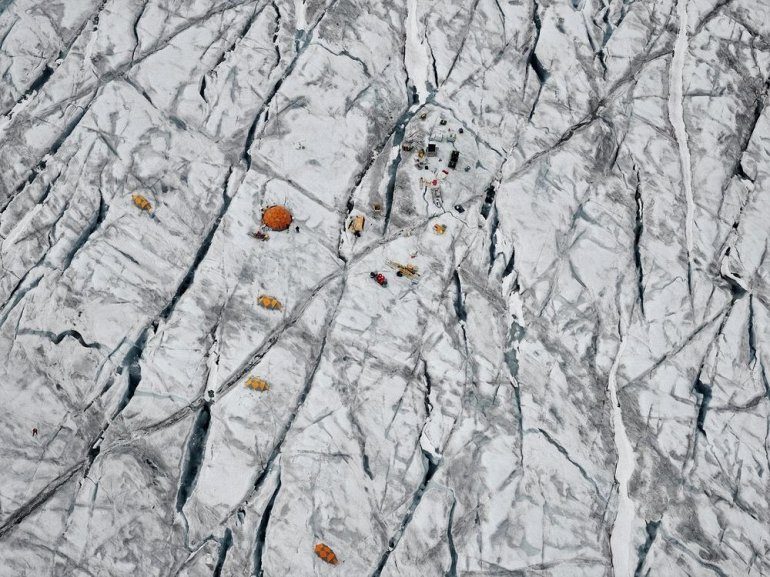 Ужасающе красивые ледяные пейзажи полюсов Земли