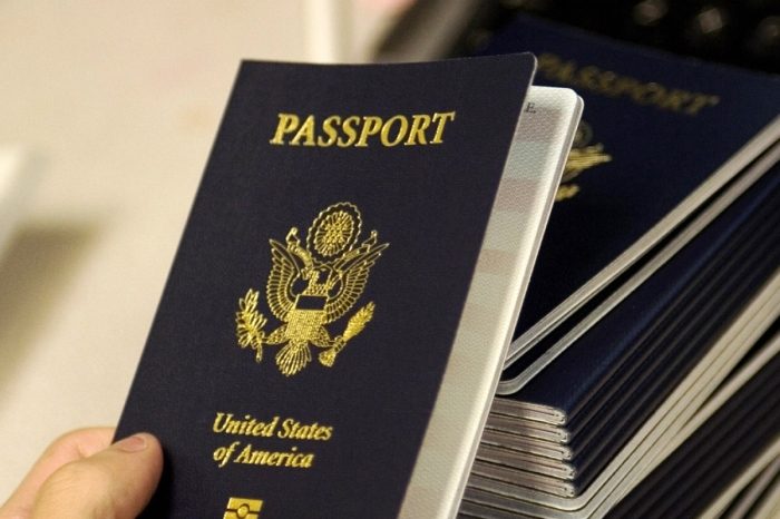 Почему в разных странах паспорта разного цвета