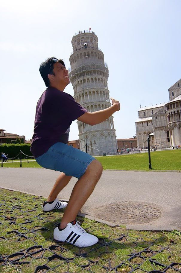 Пизанская башня и фотокреатив туристов