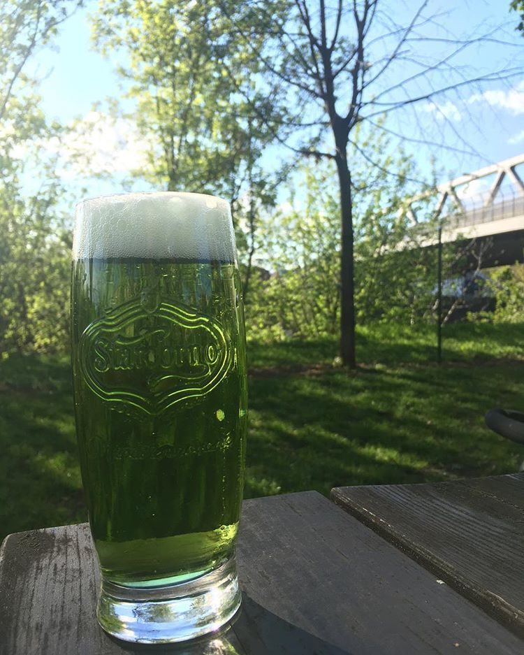 18 фактов о стране, где буквально купаются в пиве: весёлый мини-гид по Чехии
