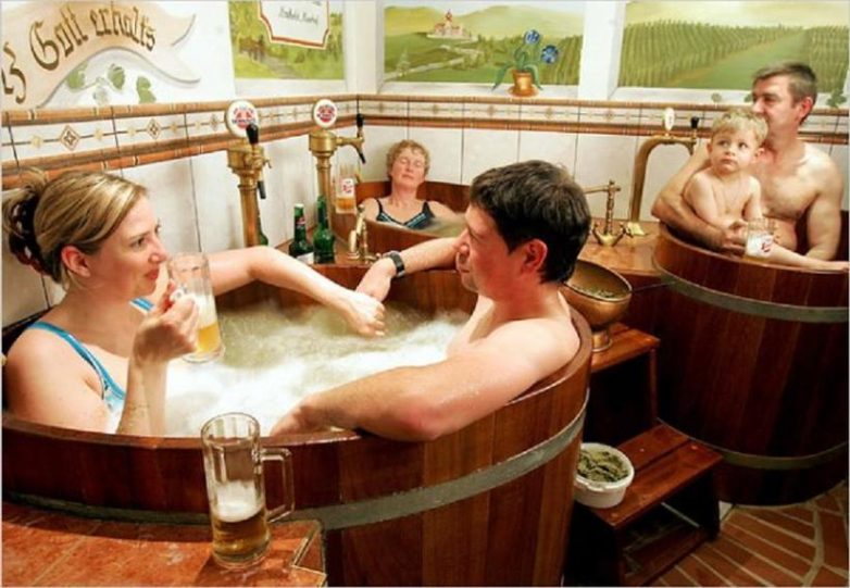 18 фактов о стране, где буквально купаются в пиве: весёлый мини-гид по Чехии