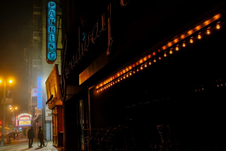 Лос-Анджелес на фантастических уличных снимках Ринзи Руиса