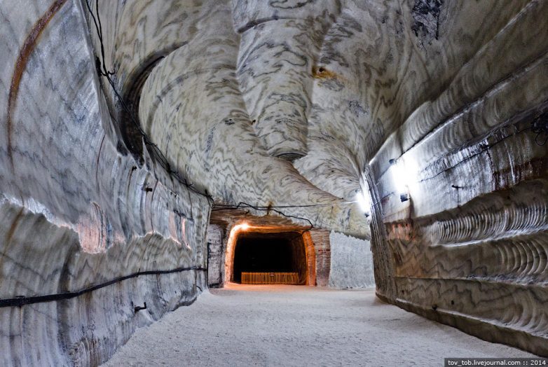 Самая большая солонка мира: подземная экскурсия по удивительному Соледару