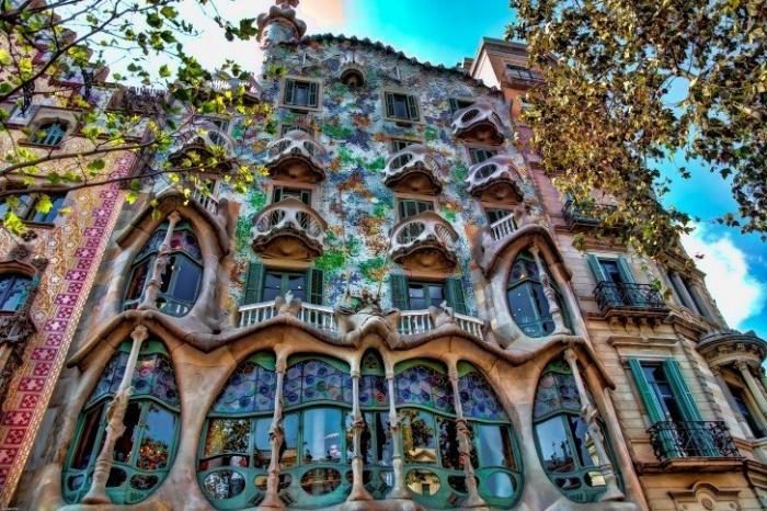 Удивительные места, которые обязательно стоит посетить в сказочной Барселоне