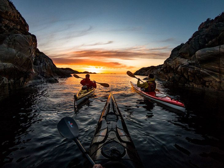 Увлекательное путешествие на каяке по норвежским фьордам