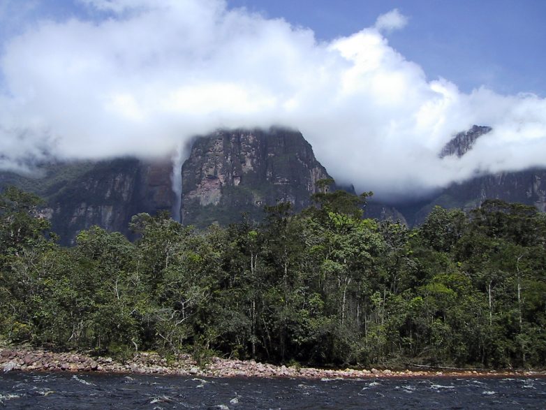 Высокая вода: интересные факты о водопаде Анхель