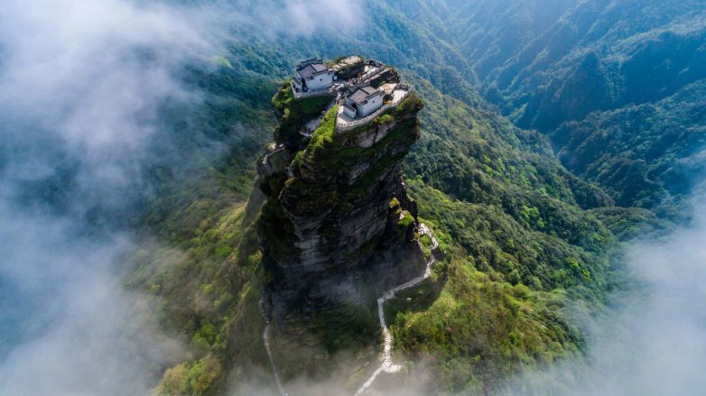 Удивительная гора Фаньцзиншань в китайском Гуанчжоу