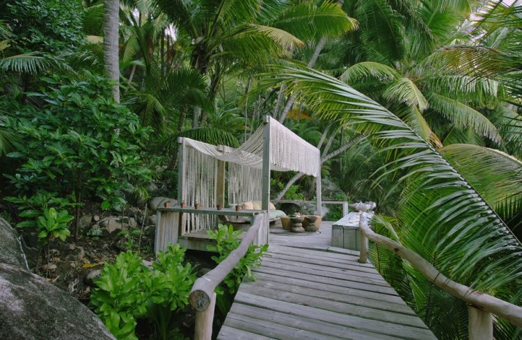 Красиво жить не запретишь: прогулка по частному острову на Сейшелах