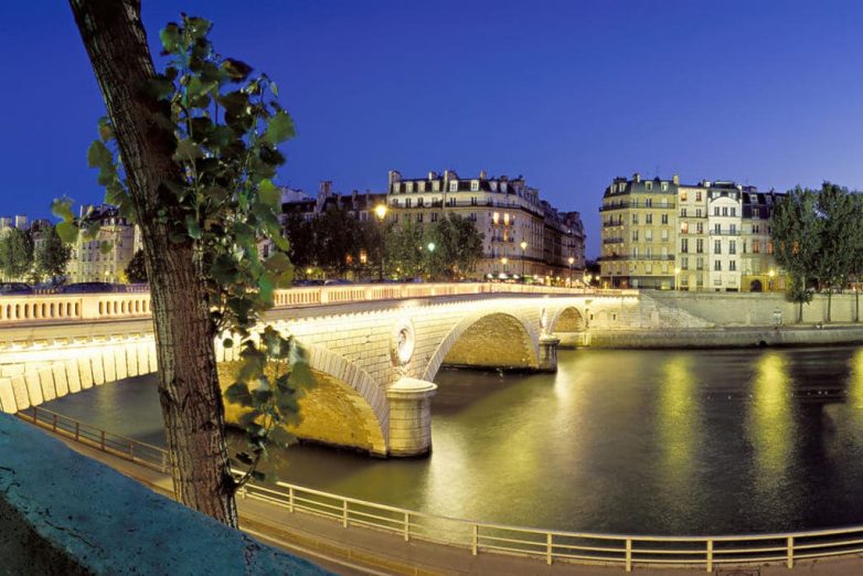 Ещё топ-20 достопримечательностей Франции: культура и улицы