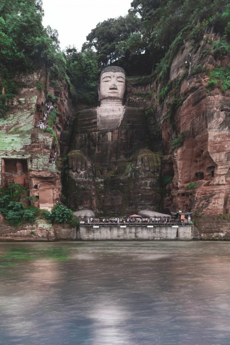 Взгляд сверху: самые необычные священные места Азии