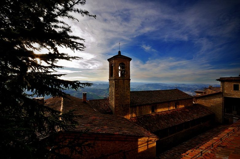 Сан-Марино: прогулка по одному из самых крохотных государств мира