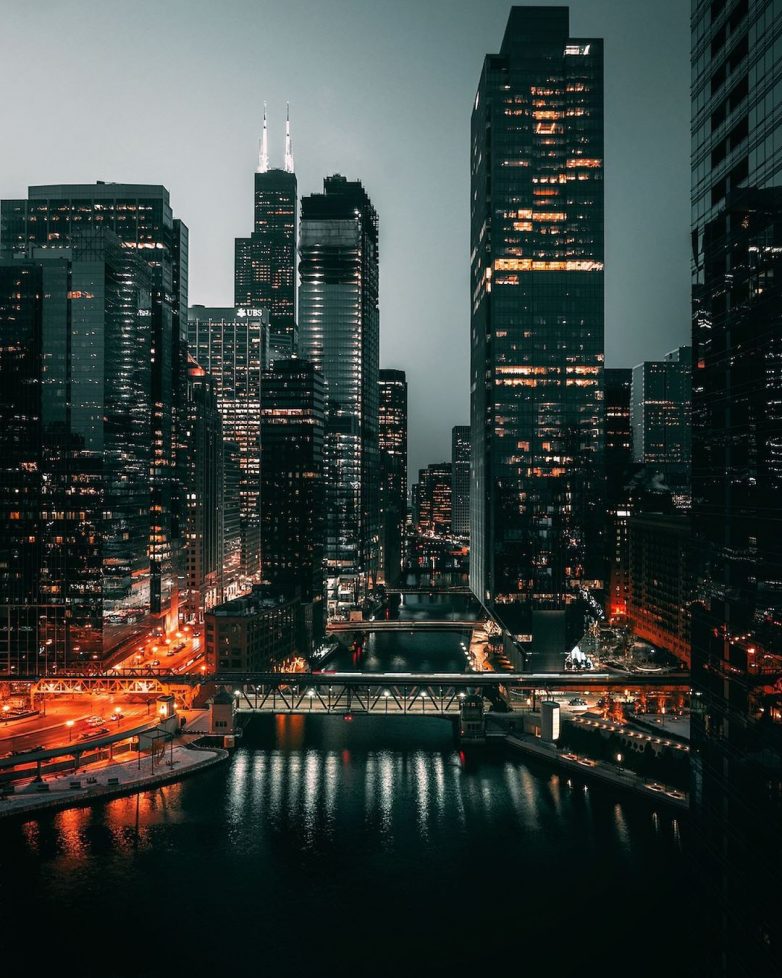 Чикаго на атмосферных снимках Бенджамина Сутера