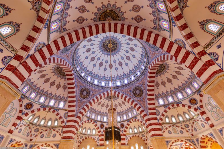 Жемчужина Грозного: экскурсия в мечеть «Сердце Чечни»