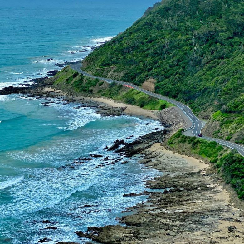 Великая Океанская дорога — один из самых красивых маршрутов в мире