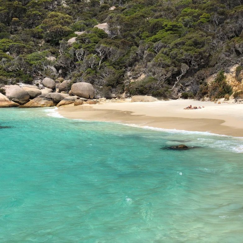 Уотерфолл — один из красивейших диких пляжей Австралии