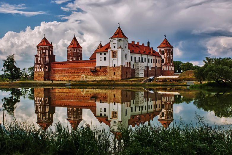 Зубр Валера и замки с привидениями: 5 причин отправиться в путешествие в Белоруссию