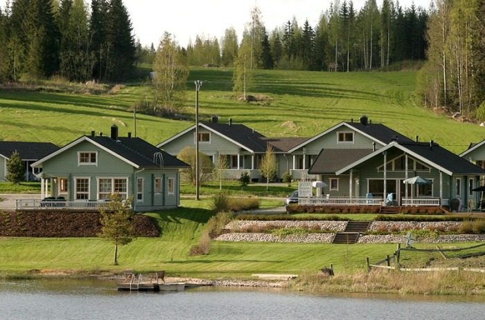 Почему в Норвегии так много красных домов, а в Финляндии — серых?