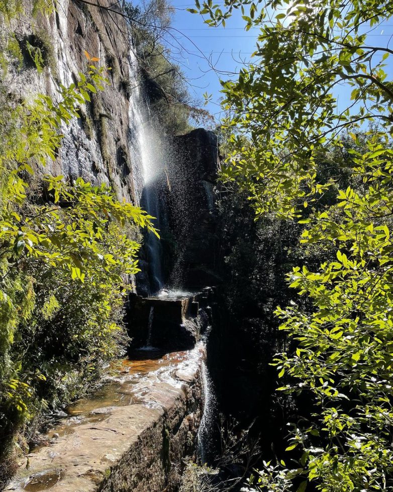 Творение природы: бассейн водопада Уой-Уой