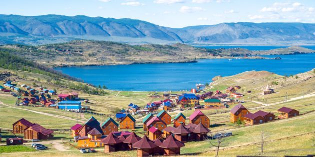 Планируем отдых на Байкале: полезные советы и топ-10 достопримечательностей