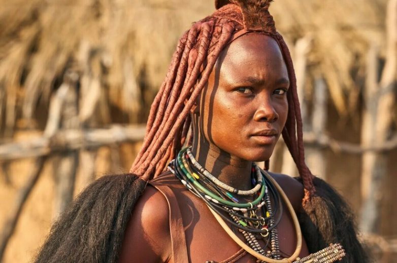 Фоторепортаж о жизни уникального африканского племени ларим