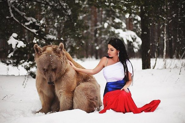 Красавица и медведь. Удивительная фотосессия