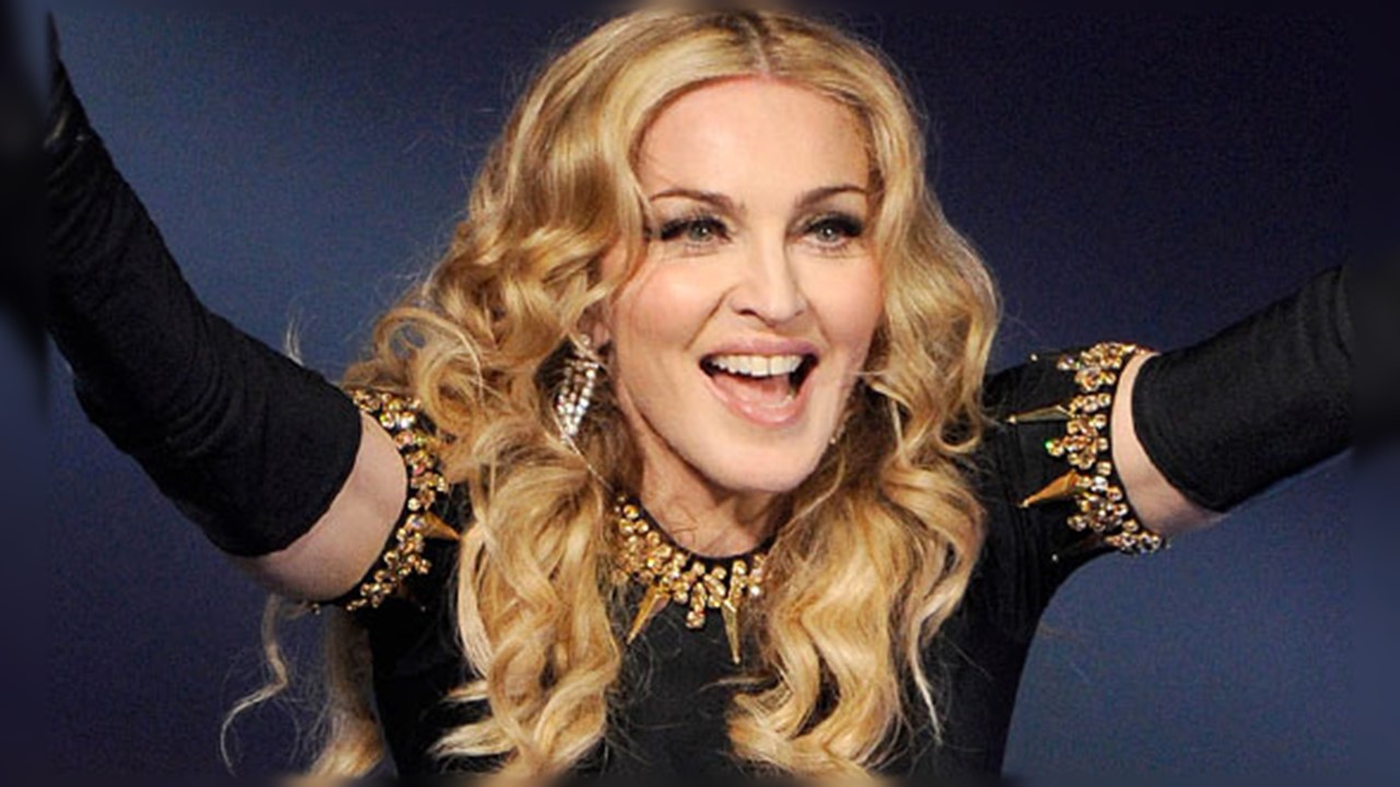 Мадонна,певица.